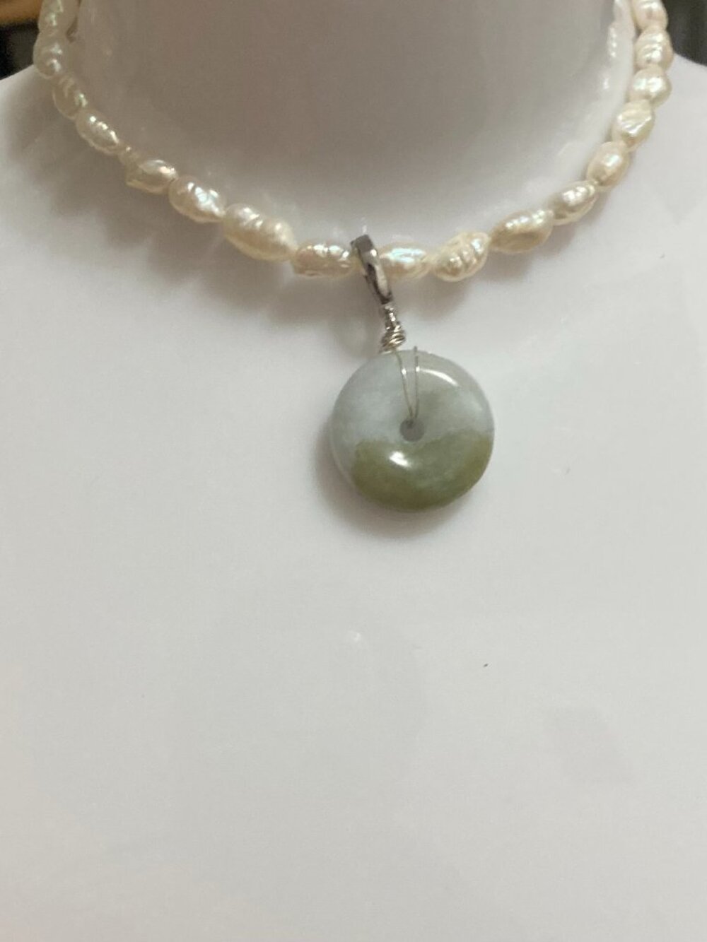 Natural grade A jadeite Donut Pendant with openable Bail